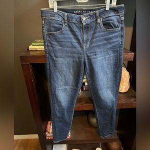 American Eagle skinny jeans medium wash women’s 14